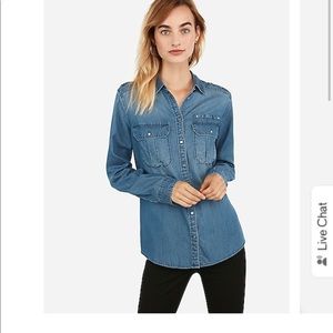 Express- Women’s Button Denim Shirt 👕!!